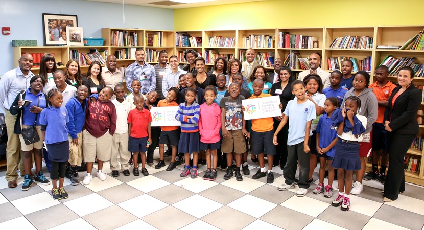 Students at the Overtown Youth Center welcomed the LCLD Fellows Alumni to downtown Miami. (Photo by Jay Haas)